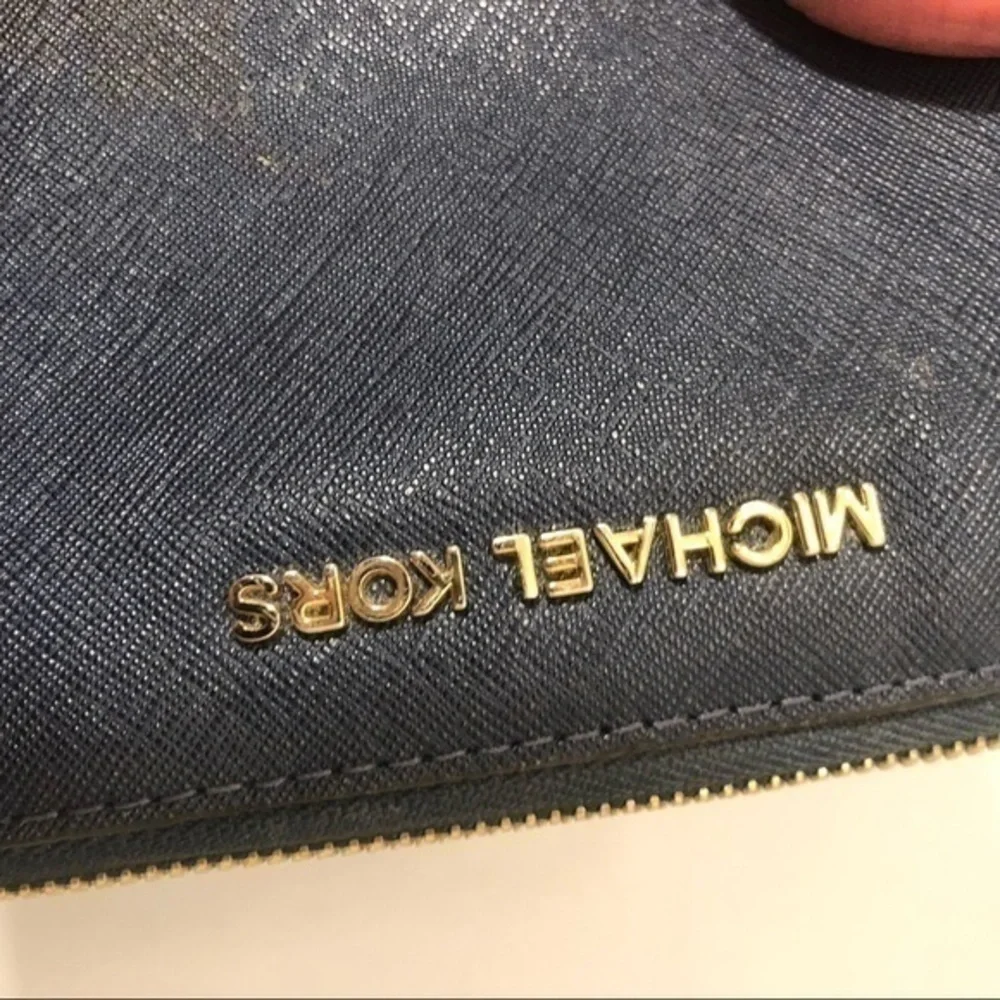 Michael kors blue saffiano leather clutch wallet